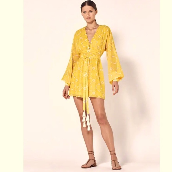 ALEXIS NWT Long Sleeve Yellow Luss Dress
Size XS Resortwear Boho Beachy Chic - Picture 1 of 13